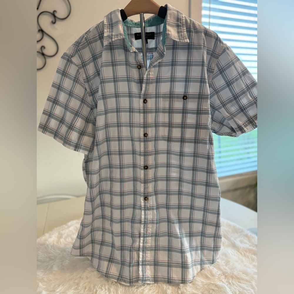 Banana Republic Blue and Gray Plaid Button Down Shirt